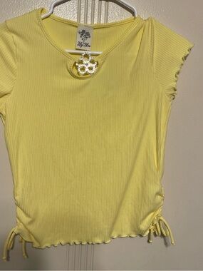 Lily Bleu Light Yellow Ribbed Short Sleeve Crop Top with Tie Hems